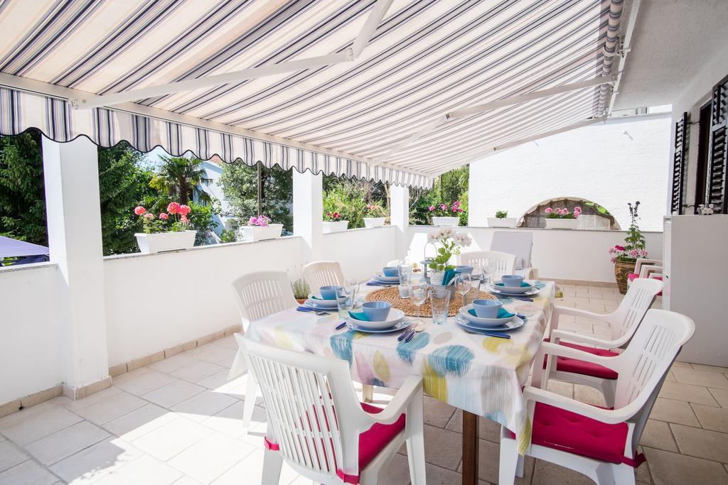 Apartment Katarina Malinska Rom bilde